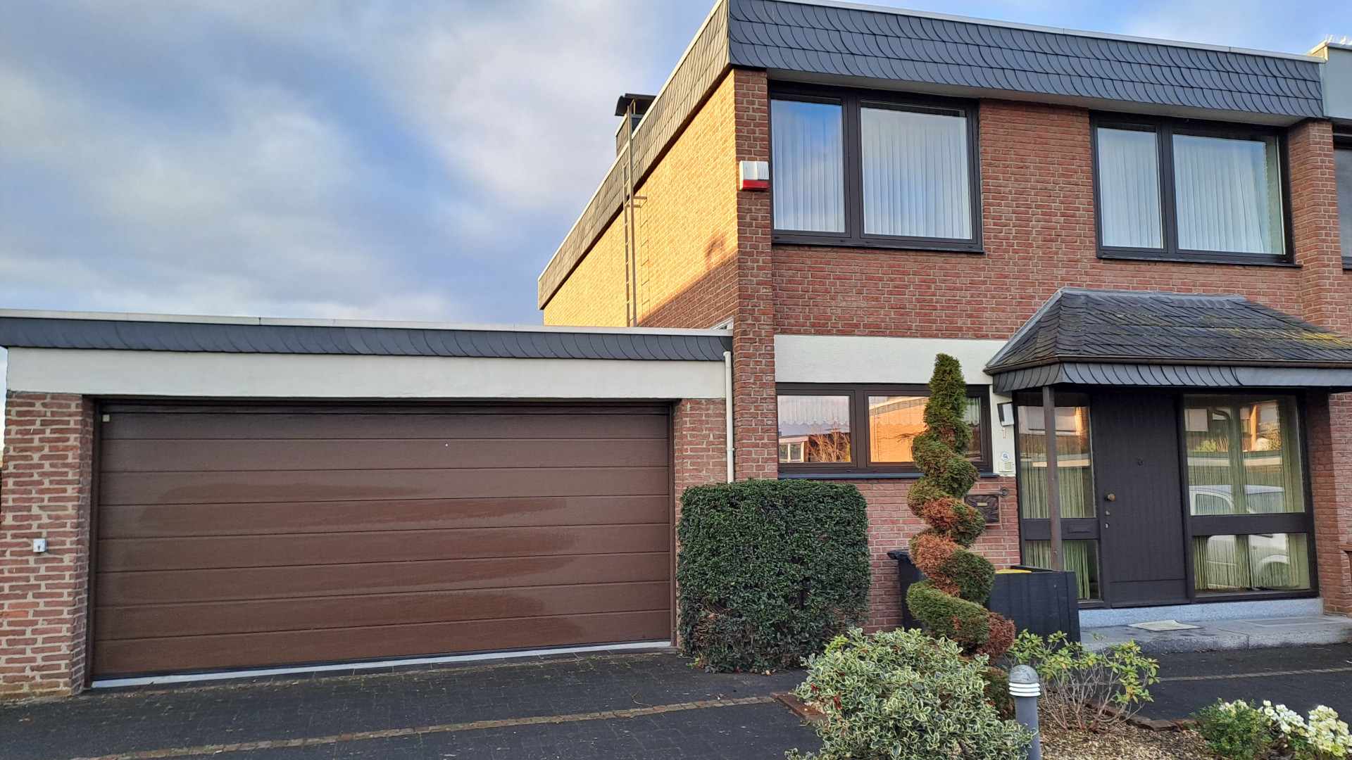 Single-Family House Erftstadt Lechenich Purchase 2026